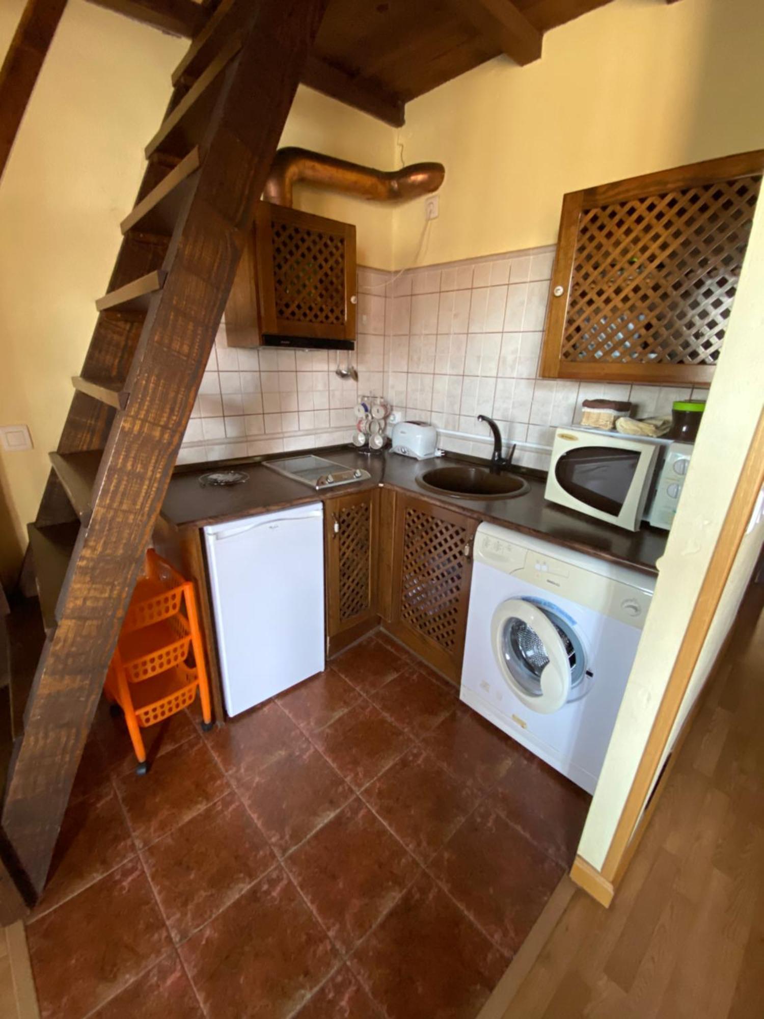 Apartamentos Rurales La Antigua Fonda Канделарио Экстерьер фото