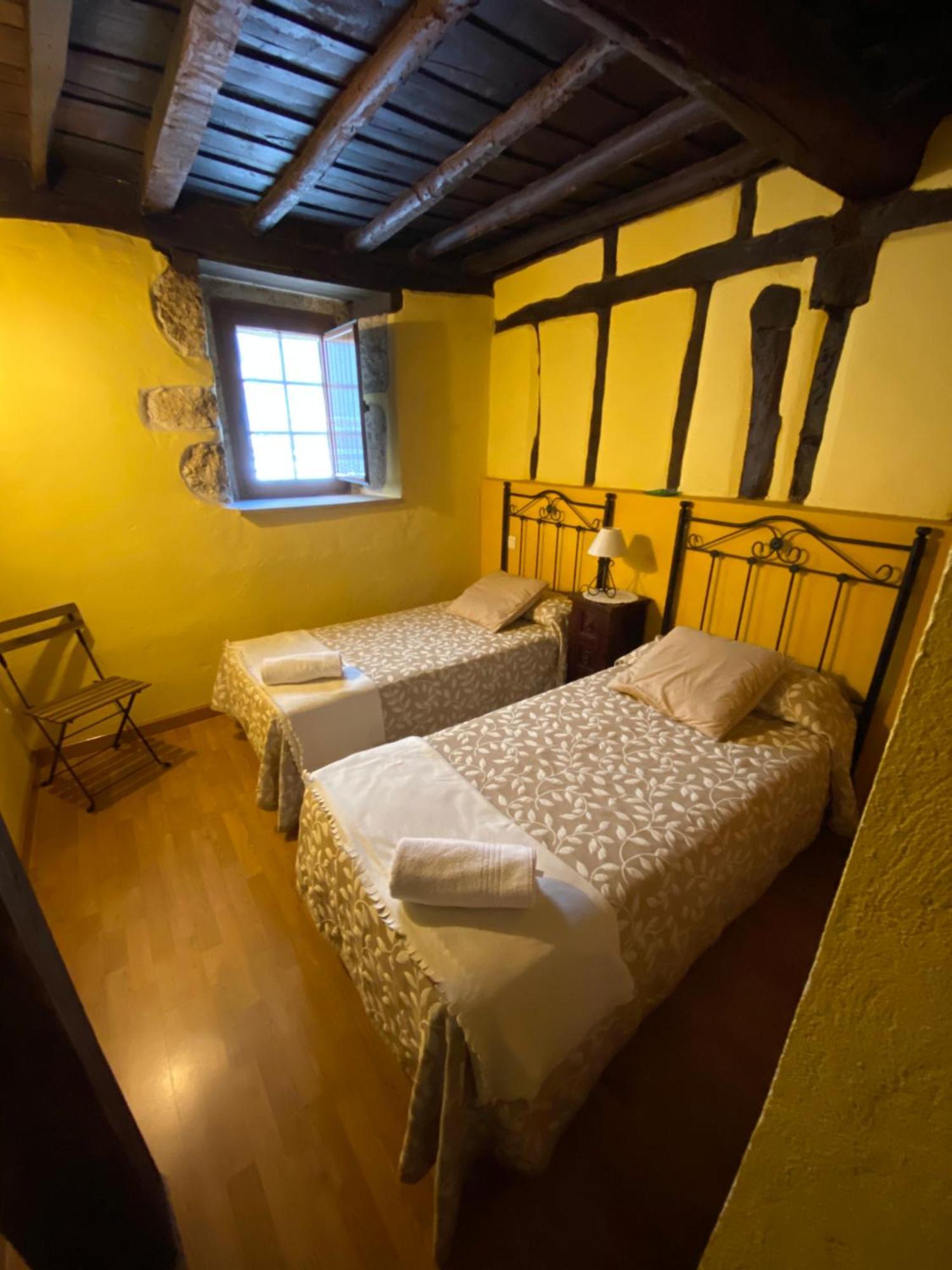 Apartamentos Rurales La Antigua Fonda Канделарио Экстерьер фото