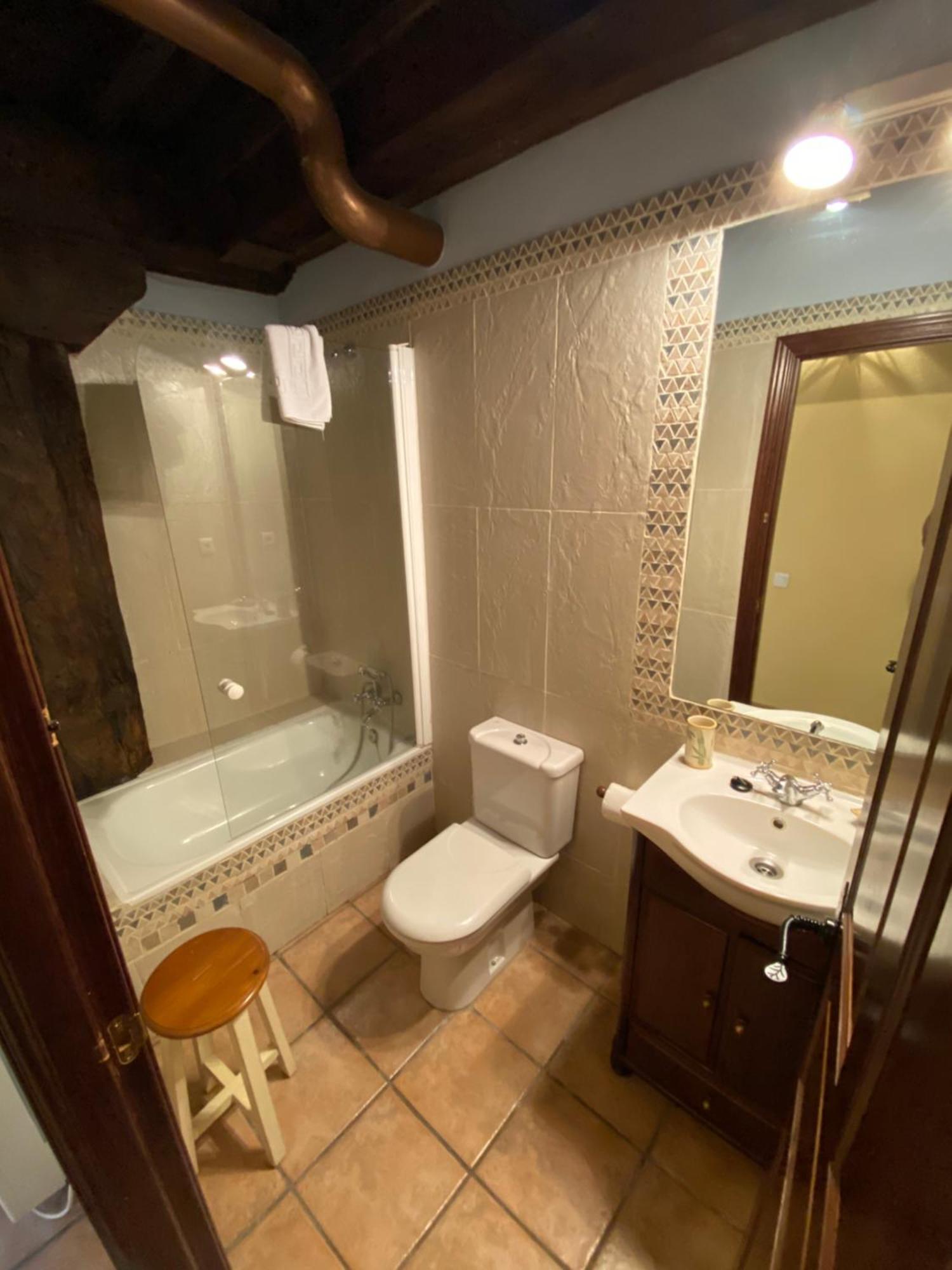 Apartamentos Rurales La Antigua Fonda Канделарио Экстерьер фото